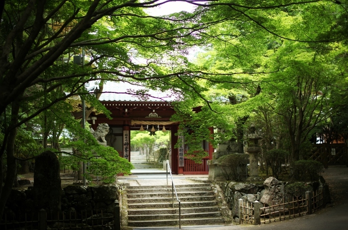 神峯山寺1 (700x463).jpg